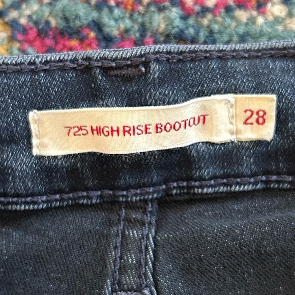 Levi’s | Women’s Dark Blue Premium 725 Highwaist Kickboot Side Slit Jeans, 28x34 - Picture 8 of 13